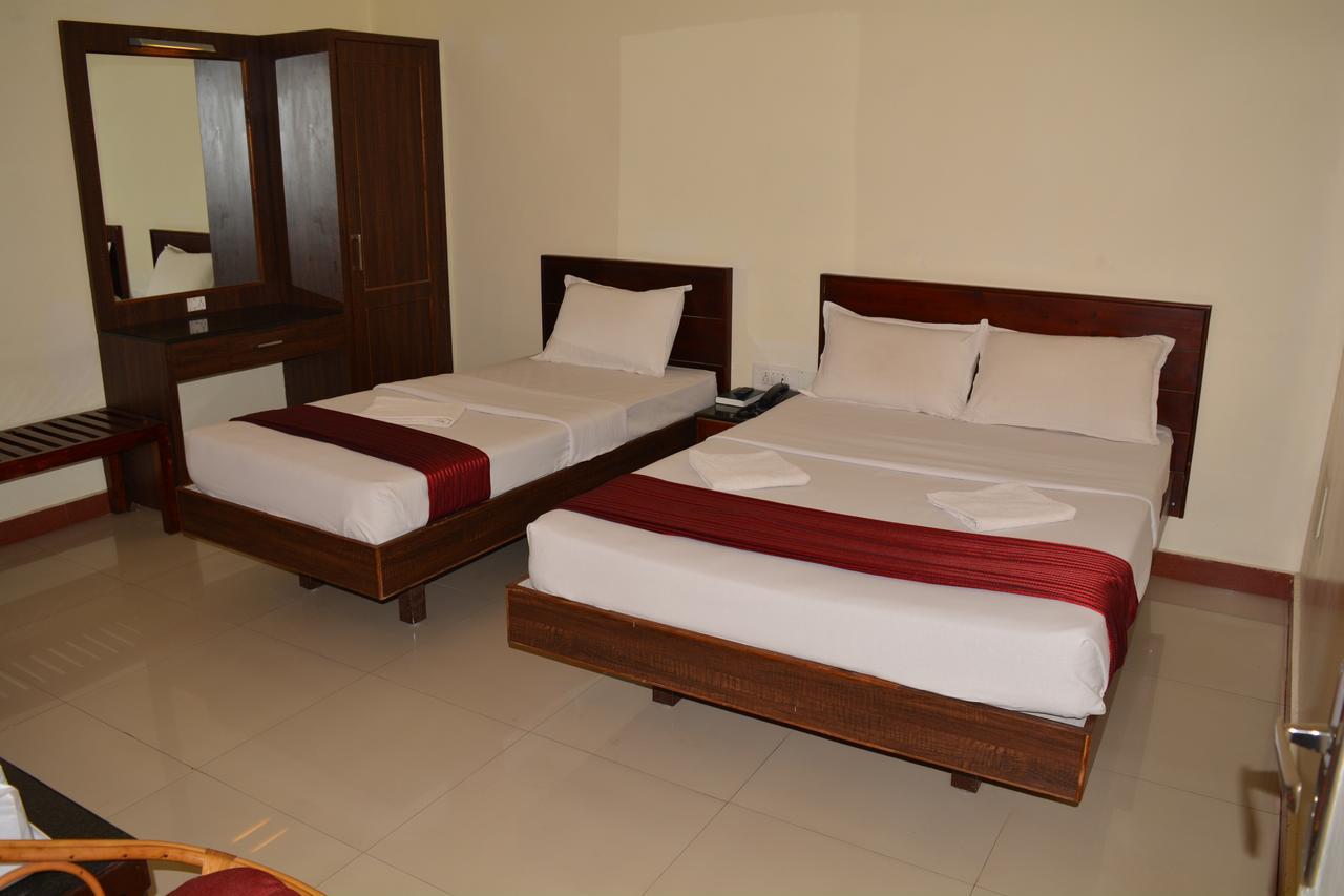 Hotel Blue Hills International Udagamandalam Exterior foto